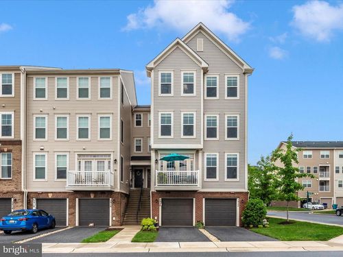 5920 Forum Sq, FREDERICK, MD, 21703-2890 | Card Image