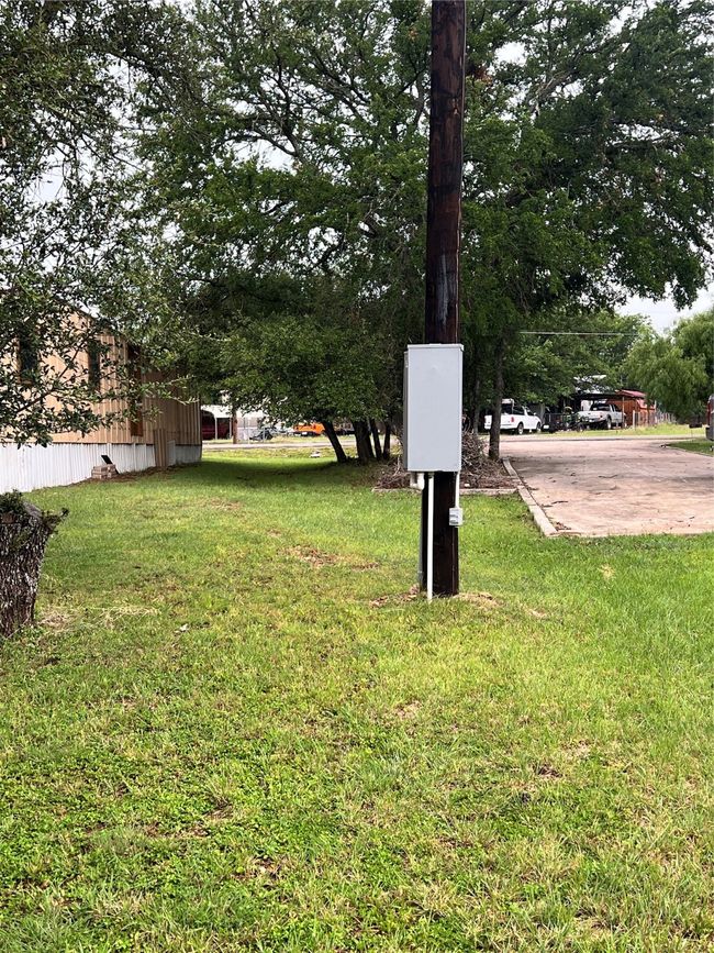 View of yard | Image 17