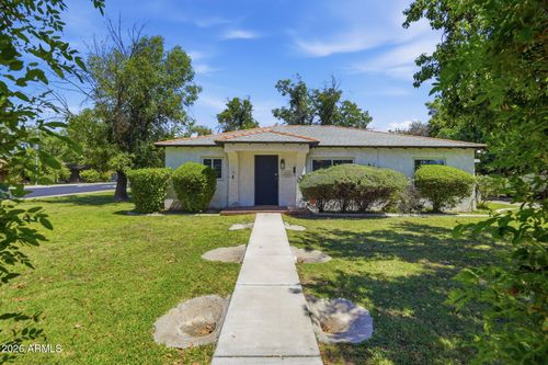 6 N Fraser Dr E, Mesa, AZ, 85203-8810 | Card Image