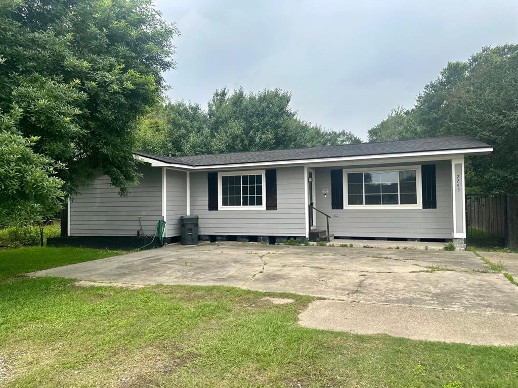 Granger Dr, Bridge City, TX 77611