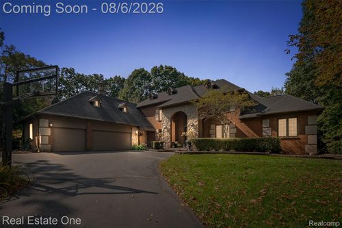 7798 Fieldstone Rdg, Clarkston, MI, 48348-4357 | Card Image