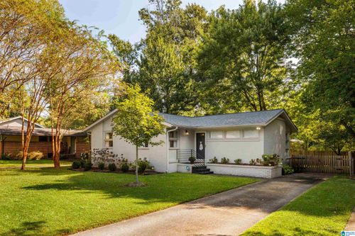 237 Daly St, IRONDALE, AL, 35210-3225 | Card Image