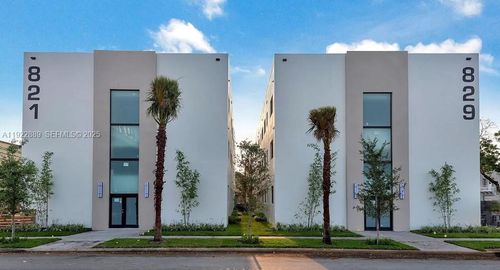 apt-206-829 Sw 18th Ave, MIAMI, FL, 33135-5136 | Card Image