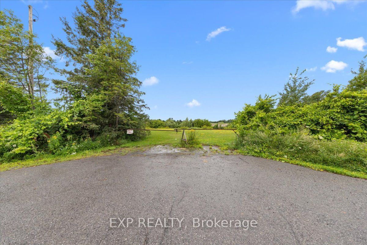 Residential in Greely - Metcalfe - Osgoode - Vernon and Area 4