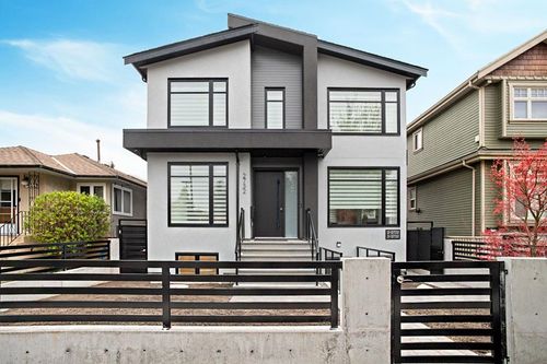 3-2732 E 56th Ave, Vancouver, BC, V5S1Z7 | Card Image