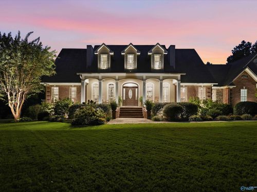 748 Oscar Patterson Rd, Huntsville, AL, 35811-8381 | Card Image