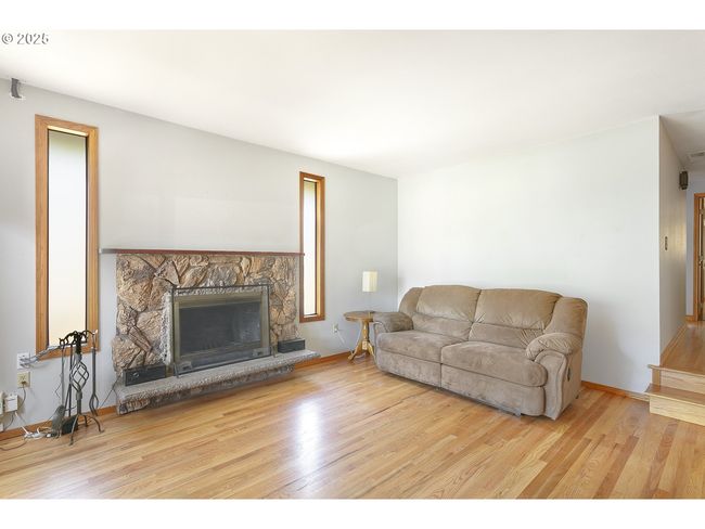 Living Room-# 1 | Image 5