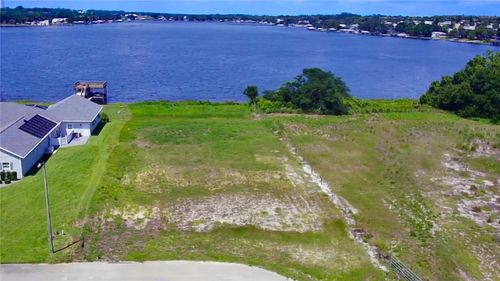 466 Sunset Pointe Dr, Lake Placid, FL, 33852-9156 | Card Image
