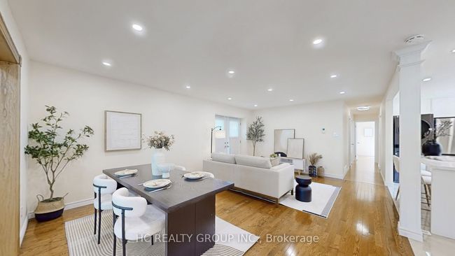 21 Sir Constantine Dr, House other with 4 bedrooms, 3 bathrooms and 4 parking in Markham ON | Image 5
