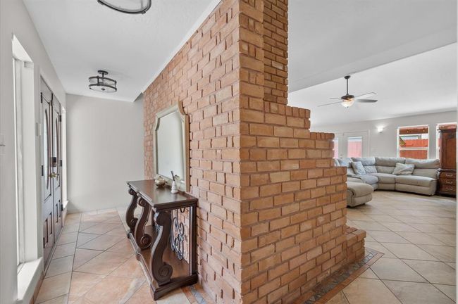 706 Geronimo Ct, House other with 4 bedrooms, 2 bathrooms and 2 parking in Katy TX | Image 15