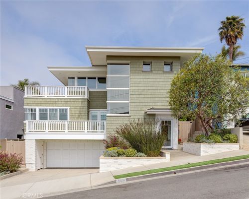 917 3rd St, Hermosa Beach, CA, 90254 | Card Image