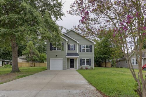 1427 Myrtle Ave, Chesapeake, VA, 23325-3825 | Card Image