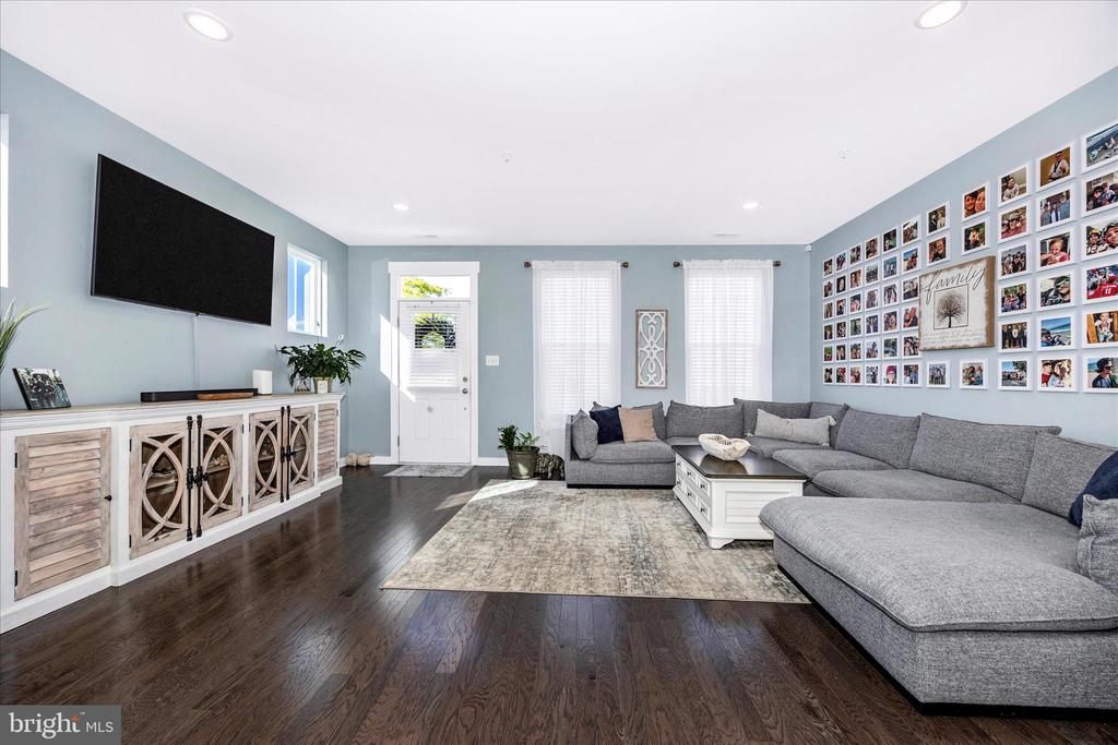 Residential in FREDERICK 5