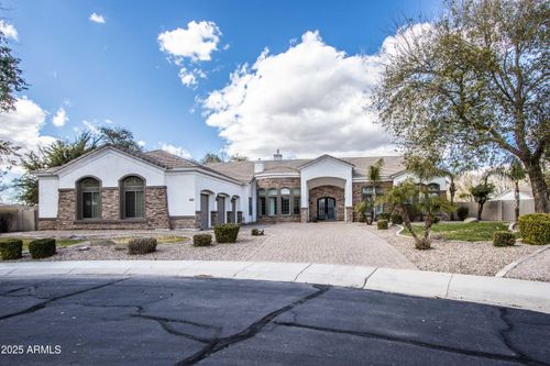 4010 E Aquarius Pl, Chandler, AZ, 85249-5837 | Card Image