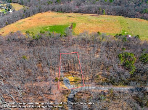 701 Michaels Way, Newport, TN, 37821-7882 | Card Image