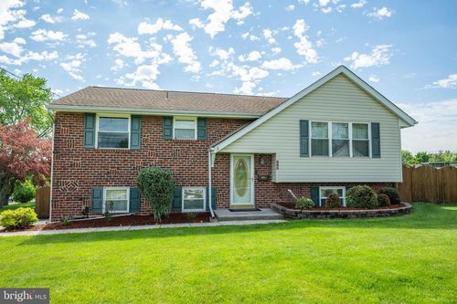 883 Mustang Rd, WARRINGTON, PA, 18976-2108 | Card Image