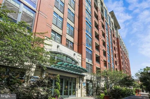 804-1021 N Garfield St, ARLINGTON, VA, 22201-2581 | Card Image
