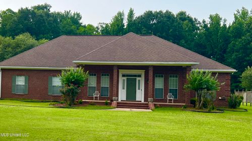 1215 Parks Pl, Byram, MS, 39212-3246 | Card Image