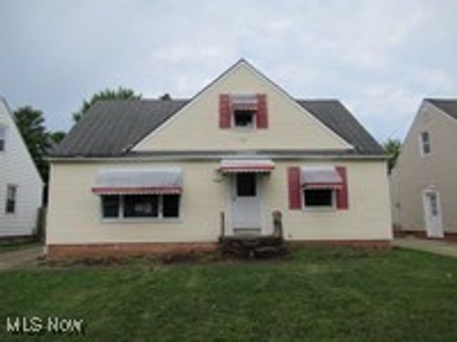 1722 Hawthorne Dr, Mayfield Heights, OH, 44124-3024 | Card Image