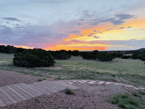 176 Principe De Paz, Santa Fe, NM, 87508-9211 | Card Image