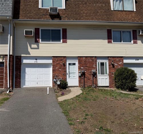 206 Chrystal Dr, Maybrook, NY, 12543-1108 | Card Image