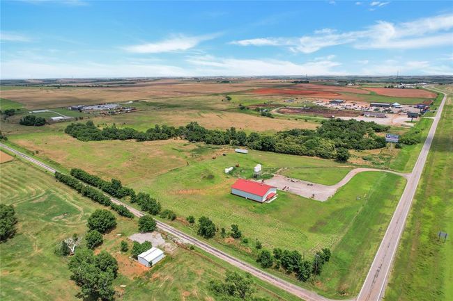 23003 N Frontage Rd, Home with 0 bedrooms, 0 bathrooms and null parking in Clinton OK | Image 19