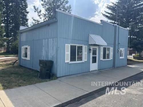 506 4th Ave, Nezperce, ID, 83543 | Card Image