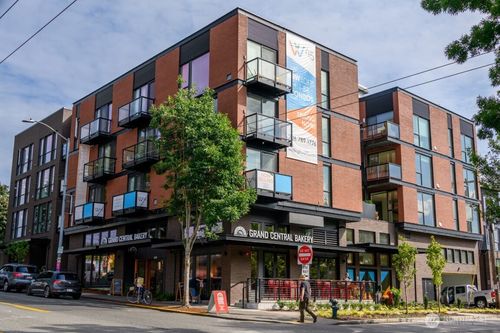 unit-208-1601 N 45th St, Seattle, WA, 98103-6967 | Card Image