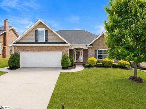 4 Cedarcrest Ct, Simpsonville, SC, 29680-7413 | Card Image