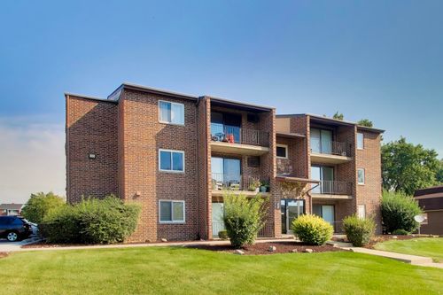 1se-9840 153rd St, Orland Park, IL, 60462-1026 | Card Image