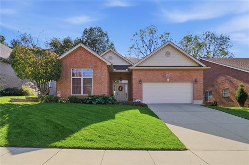 1668 Wimbledon Drive, Fairborn, OH, 45324 | Card Image