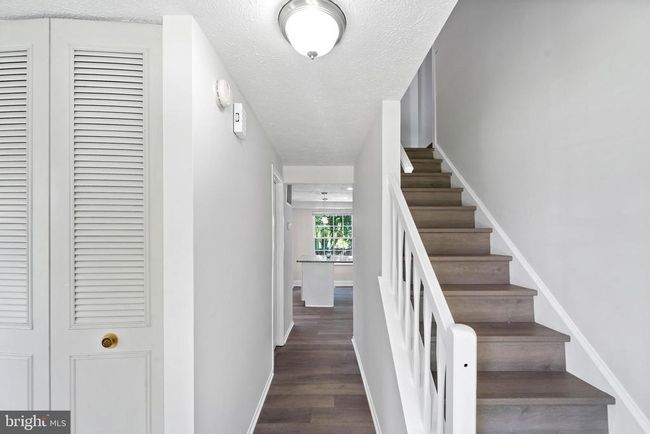 12312 Streamvale Cir, House other with 5 bedrooms, 5 bathrooms and null parking in HERNDON VA | Image 17