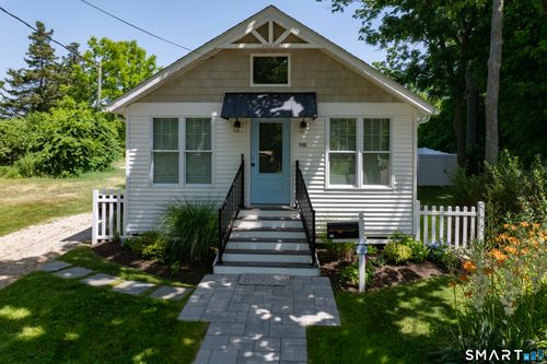 98 Union St, Guilford, CT, 06437-2728 | Card Image