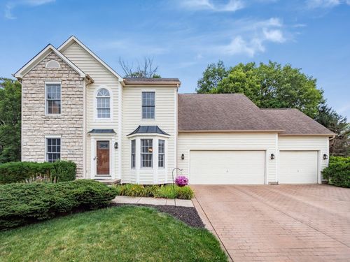 7446 Loy Rush Ct, Canal Winchester, OH, 43110-8477 | Card Image