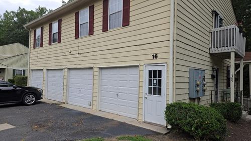 1355 Old Coach Rd Sw, Marietta, GA, 30008-3630 | Card Image