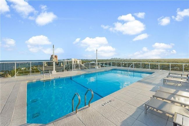 APT-1807 - 2841 N Ocean Blvd, Condo with 2 bedrooms, 2 bathrooms and null parking in Fort Lauderdale FL | Image 27