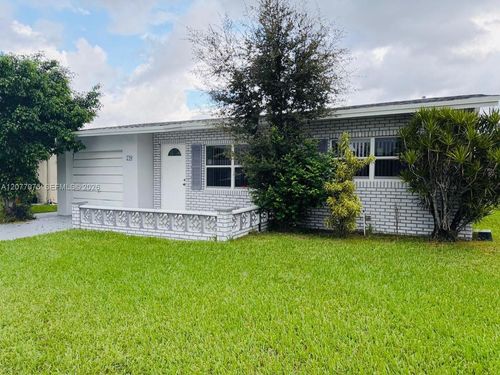 720 Nw 74th Way, Margate, FL, 33063-4056 | Card Image