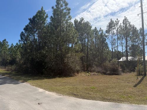 916 Ne 5th St, Carrabelle, FL, 32322-3561 | Card Image