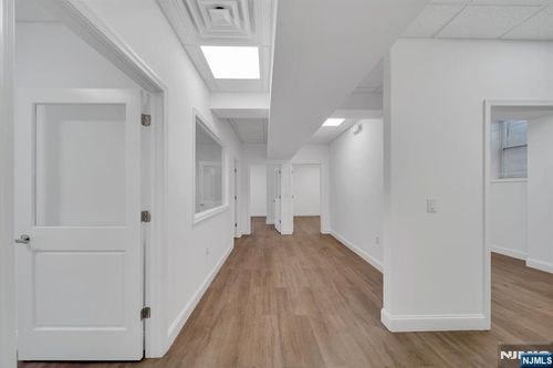 319-317-319 Washington Ave, Belleville, NJ, 07109-3248 | Card Image