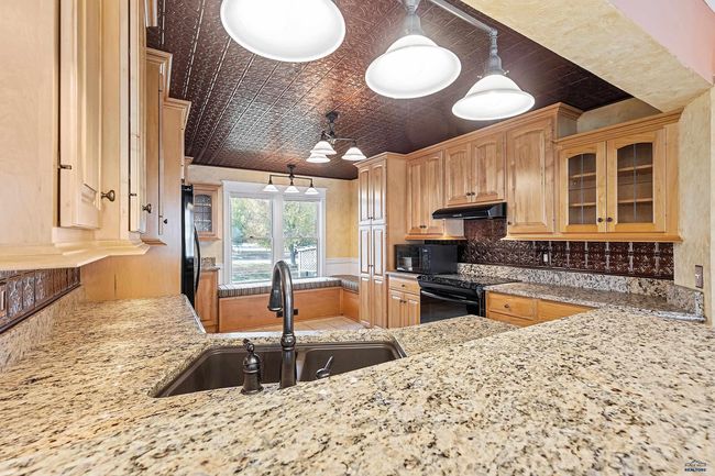 1120 West Blvd, House other with 3 bedrooms, 4 bathrooms and null parking in Rapid City SD | Image 8