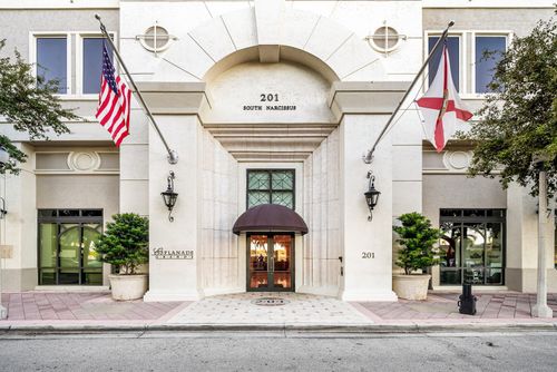 1002-201 S Narcissus Ave, West Palm Beach, FL, 33401-5621 | Card Image