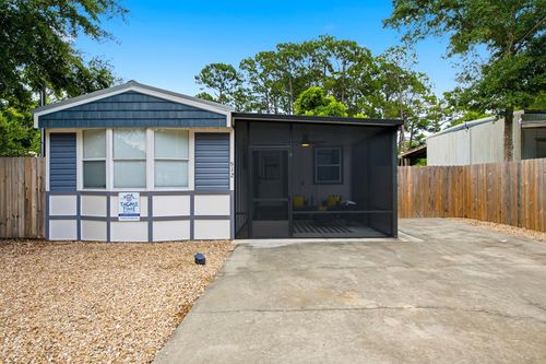 912 Ne 2nd St, Carrabelle, FL, 32322 | Card Image