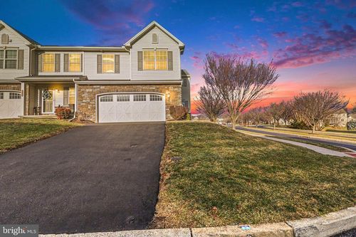 1841 Vista Dr, MECHANICSBURG, PA, 17055 | Card Image
