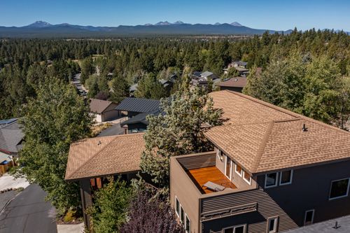 1829 Sw Turnberry Pl, Bend, OR, 97702-3153 | Card Image