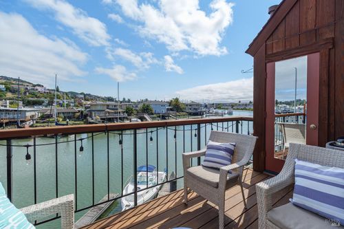 apt-19-490 Canal St, San Rafael, CA, 94901-4141 | Card Image