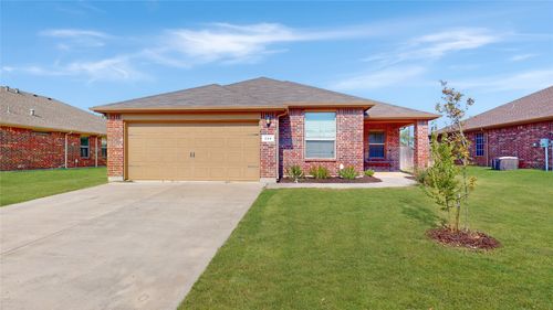 224 Oaklawn Dr, Ponder, TX, 76259-8477 | Card Image