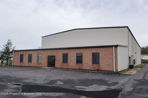 1506 E Lackawanna St, Olyphant, PA, 18447-2611 | Card Image