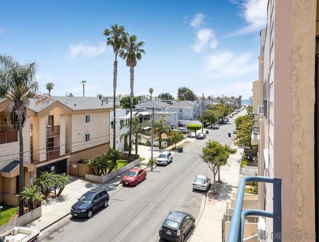 APT-22 - 270 Dahlia Ave, Condo with 3 bedrooms, 2 bathrooms and 2 parking in Imperial Beach CA | Image 10