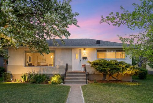 14 Montrose Cres Ne, Calgary, AB, T2E5N9 | Card Image