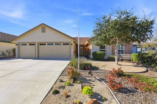 30 Tyler Ct, Hollister, CA, 95023 | Card Image
